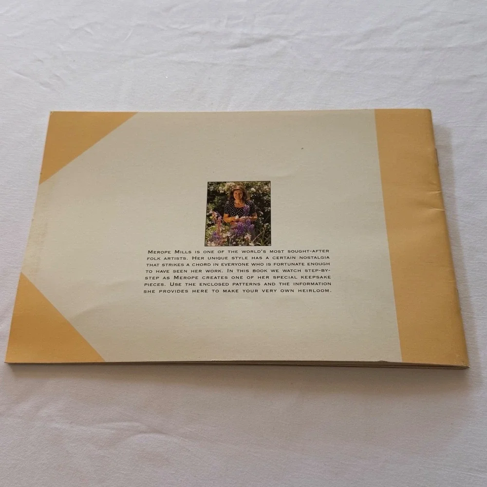 Merope‎ Mills Heirloom Project Hollyhock Cottage Folk Art Instruction Book